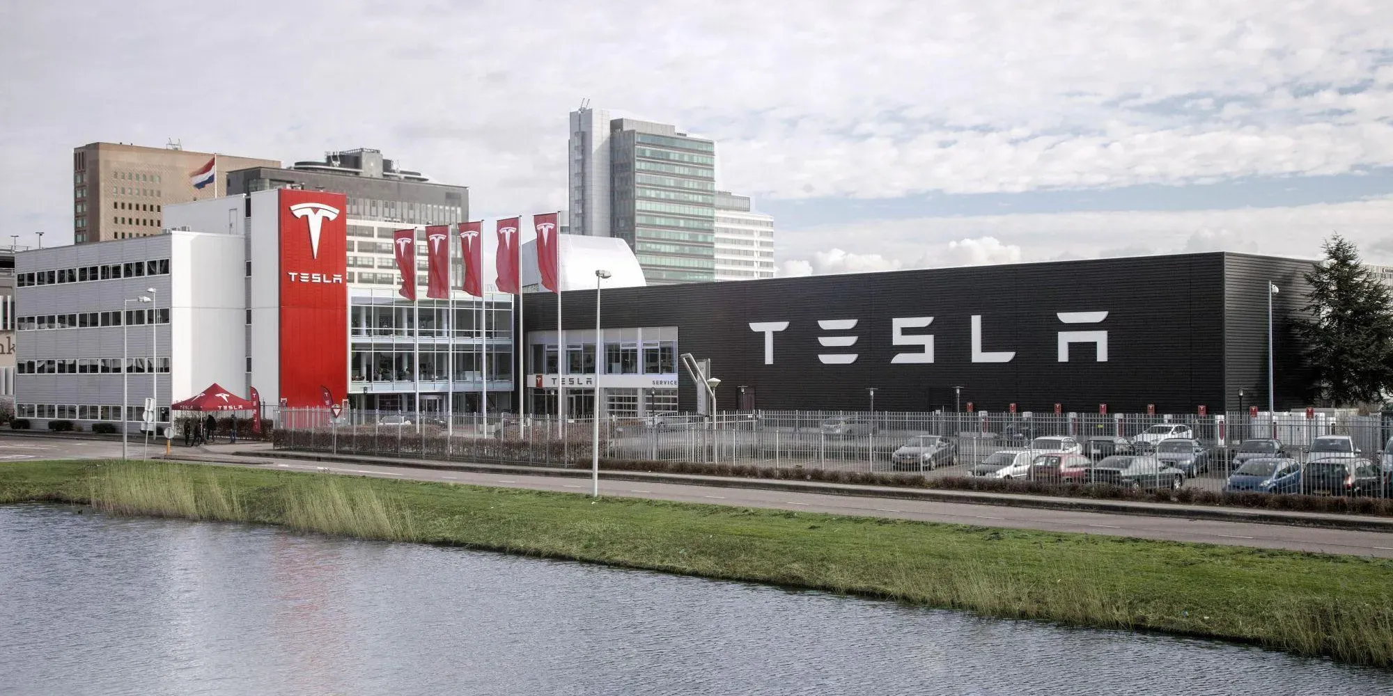 Tesla dealership in Amsterdam